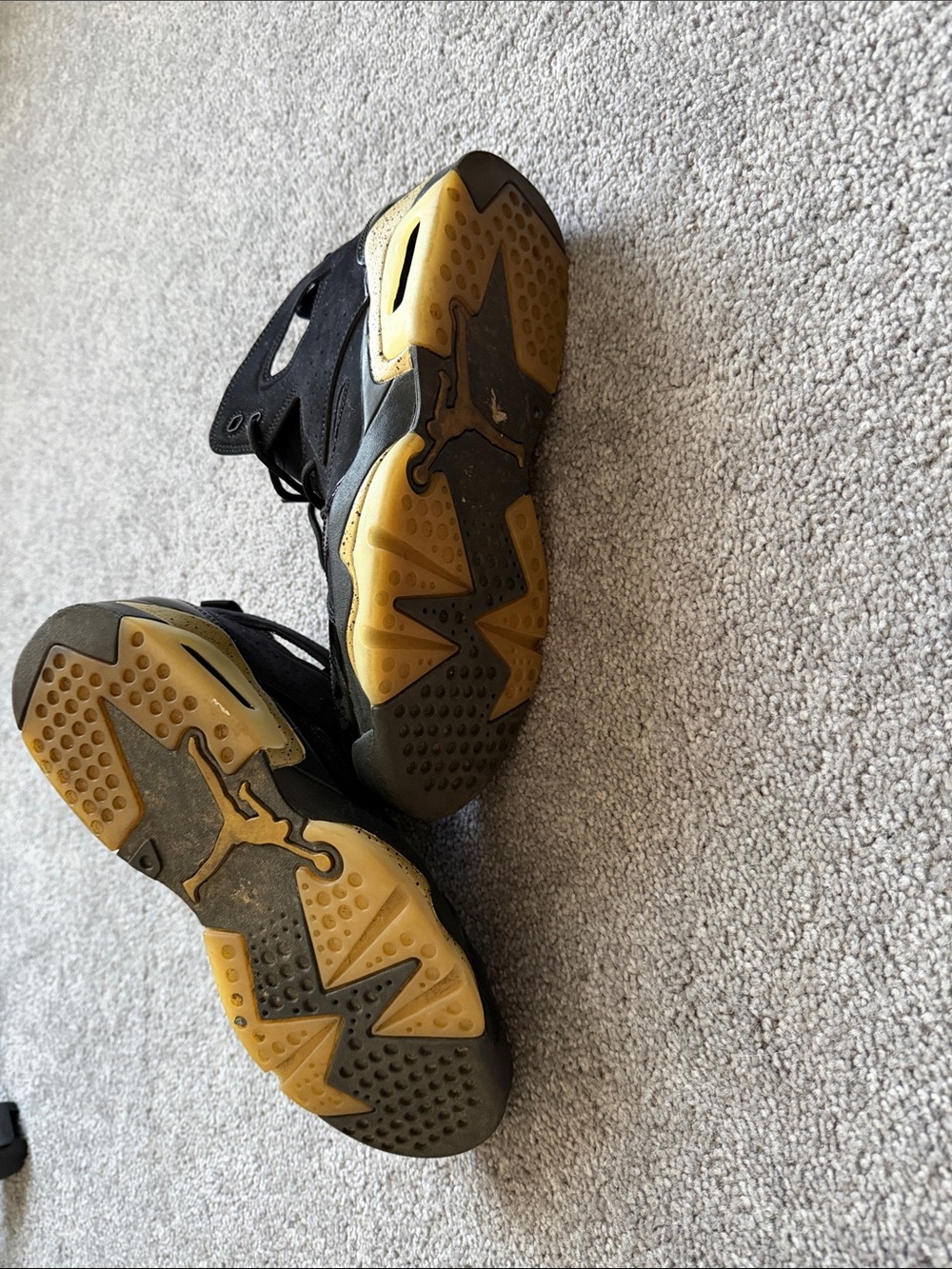 Jordan High-Tops - Picture 4 of 5